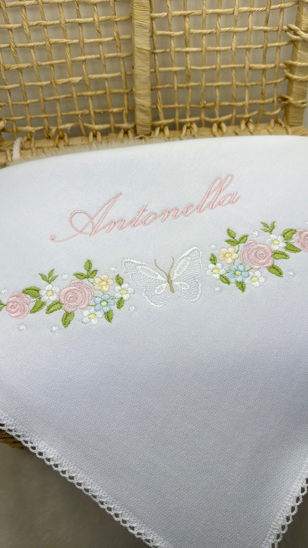 Cueiro Floral com Borboleta